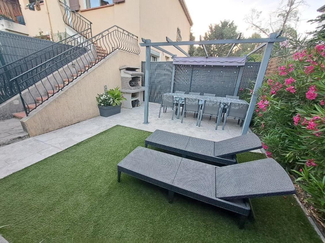 קאן סור מר La Villa Castel - Haut De Villa - Parkings- 3 Chambres - 8 Couchages - Jardin - Barbecue מראה חיצוני תמונה